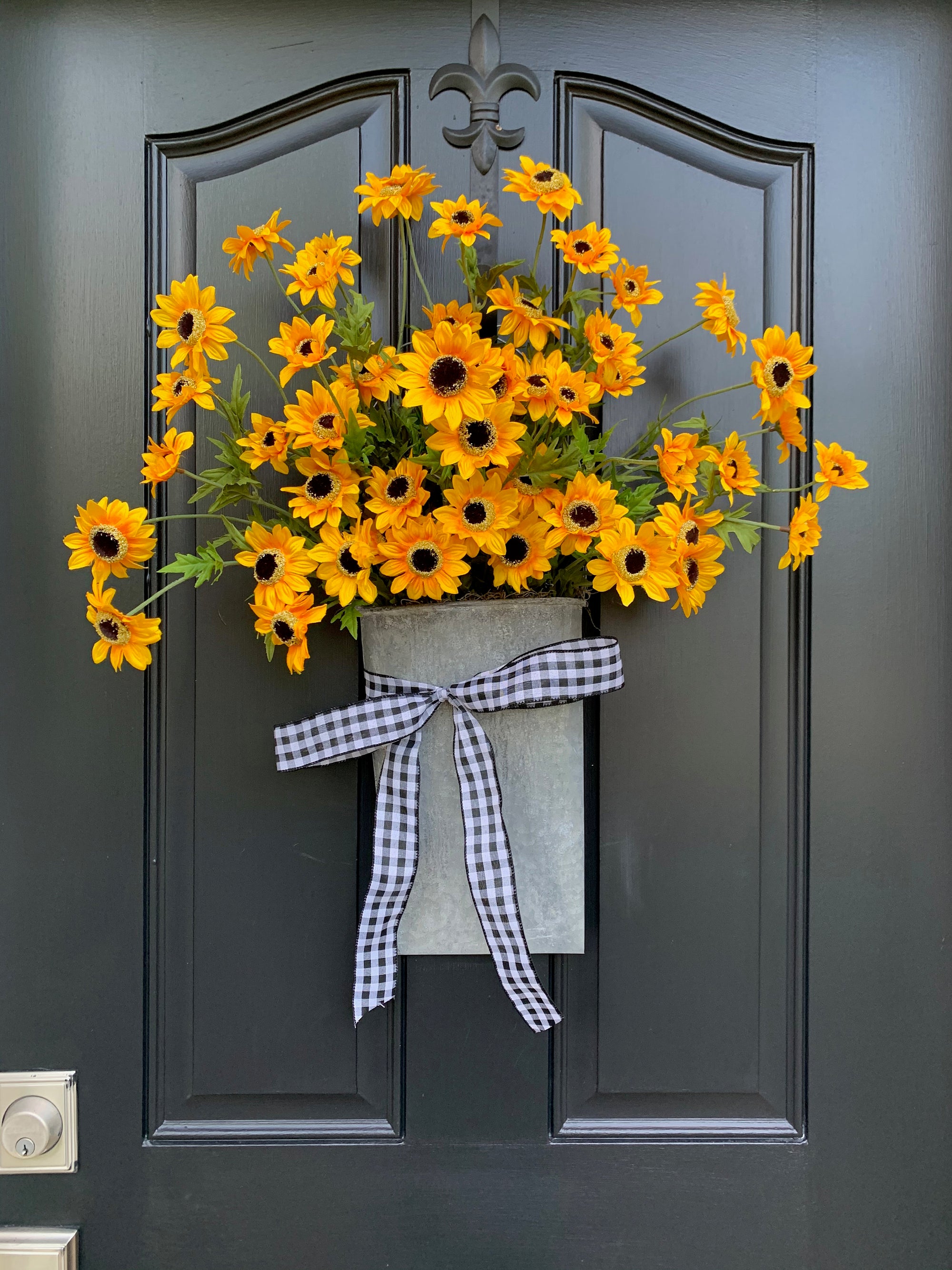 Yellow Black Eyed Susan Flower Bucket Wreath