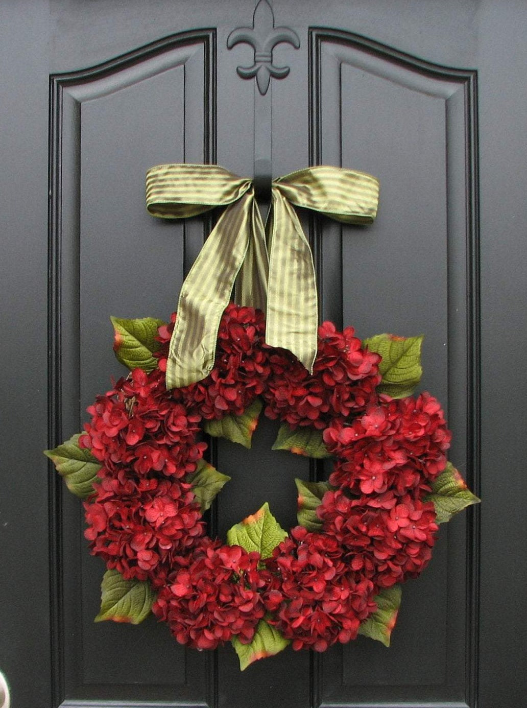Red Hydrangea Wreath - TwoInspireYou