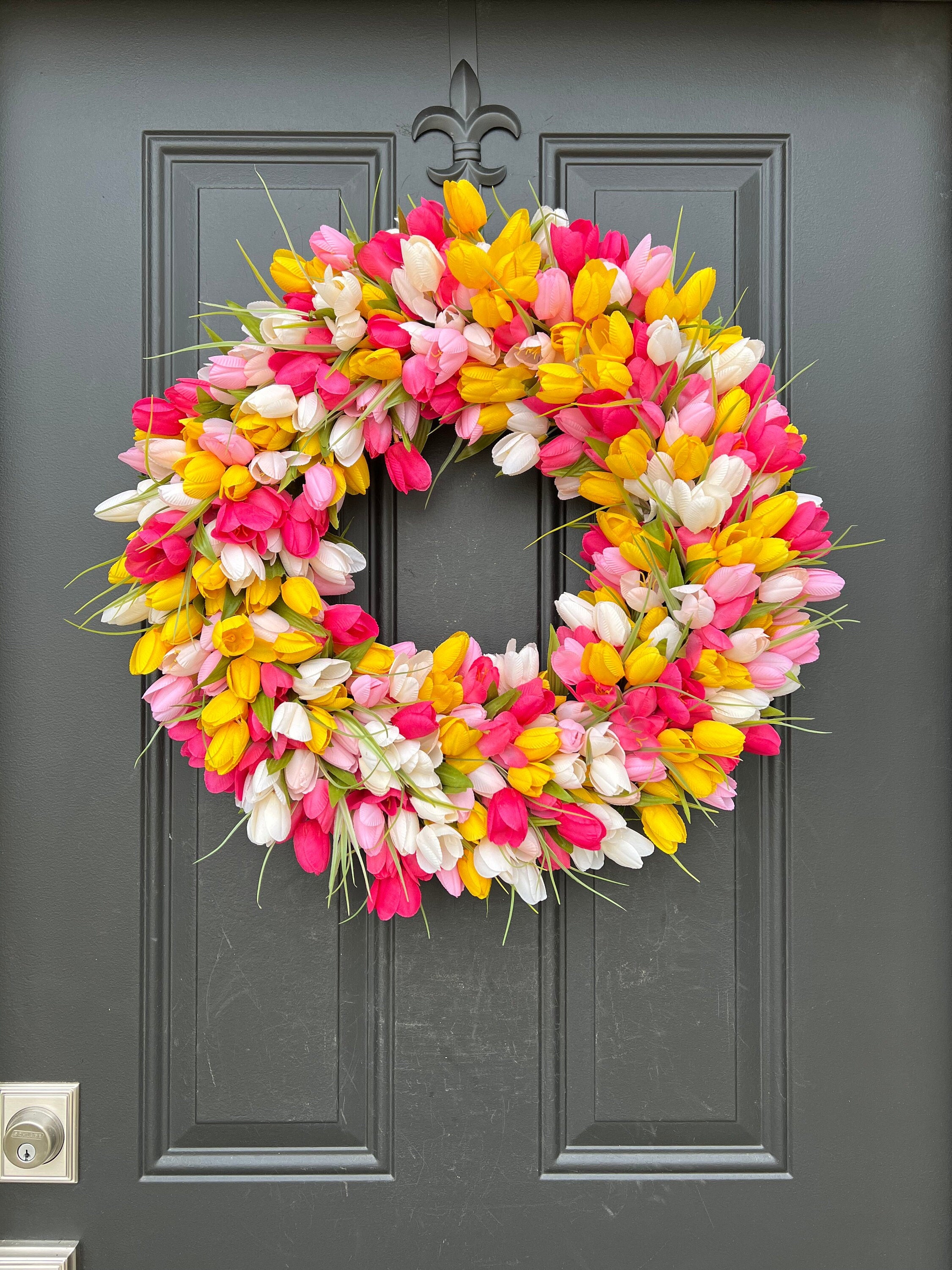 Strawberry Lemonade Tulip Wreath