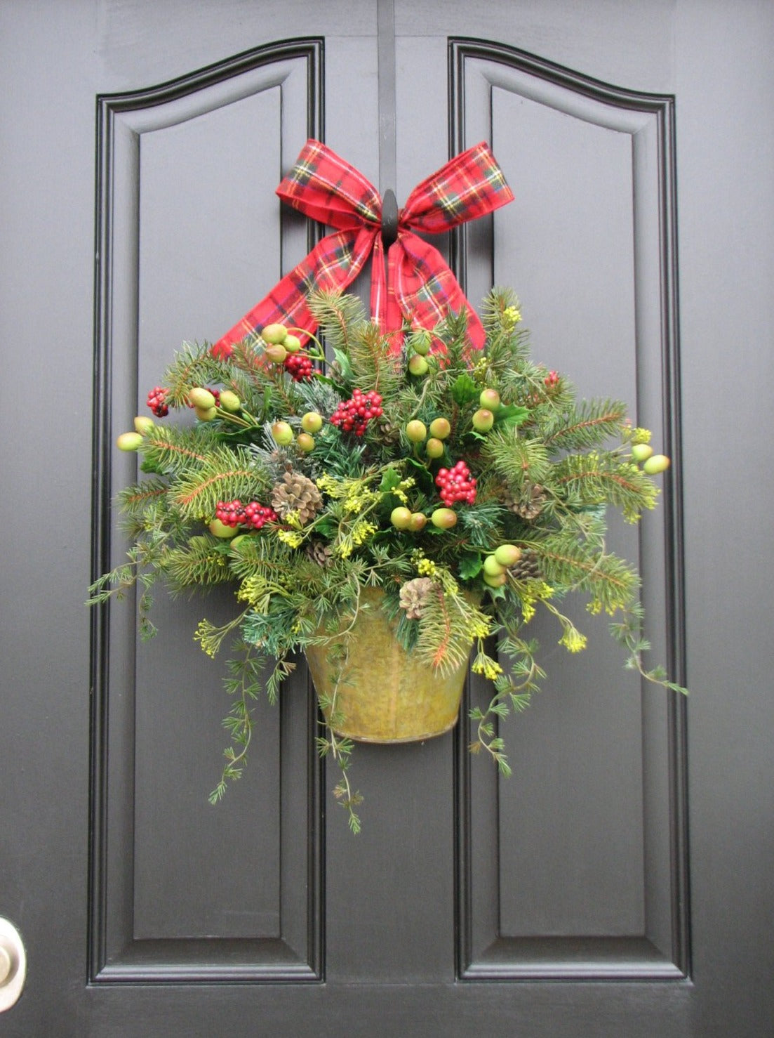 Christmas Winter Bucket Wreath
